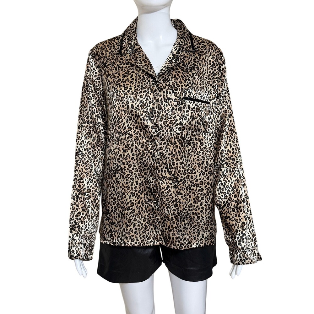 Secret Treasures Leopard Satin Button Up Pajama Top Size Large